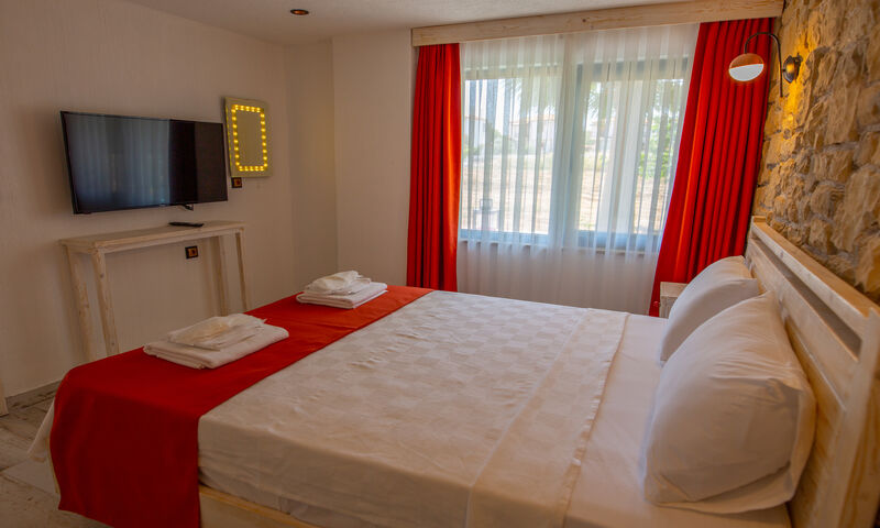 NEO BEACH HOTEL CUNDA