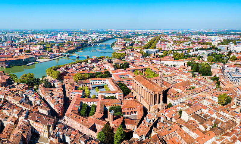 İSPANYA CHARTER TURLARI BİLBAO & TOULOUSE & BARCELONA ARALIK 2023 TRVZ